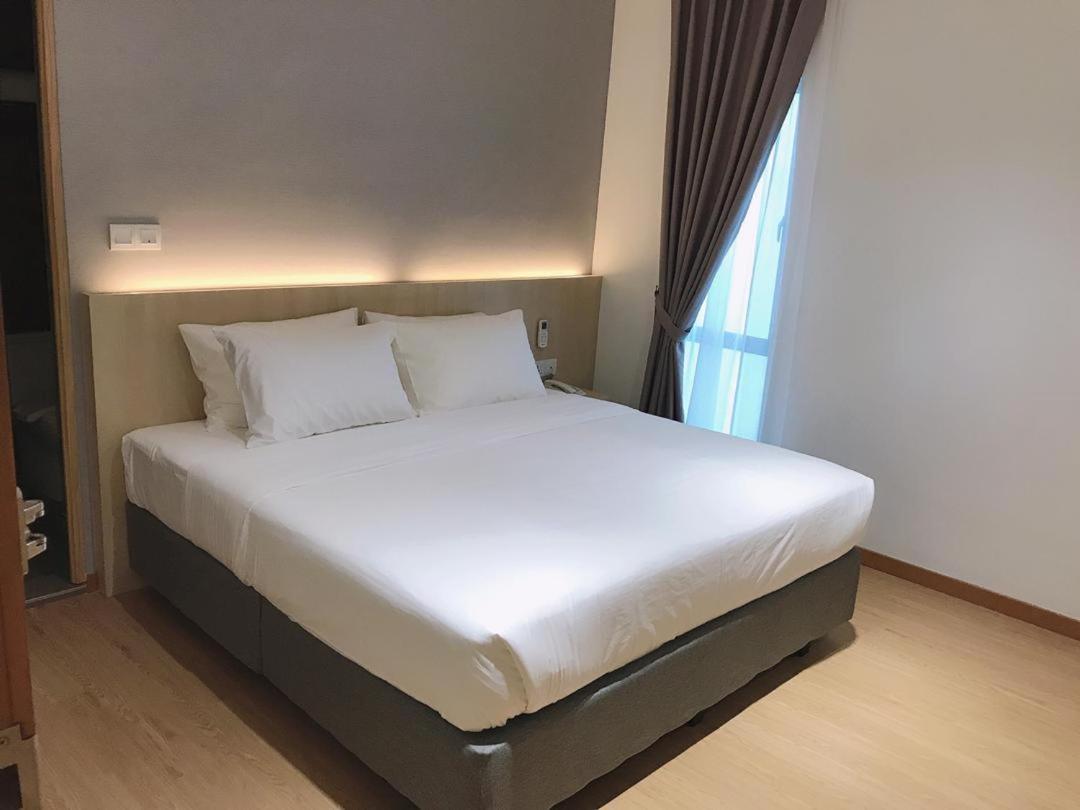 Miyabi Hotel Permas Johor Bahru Exterior photo